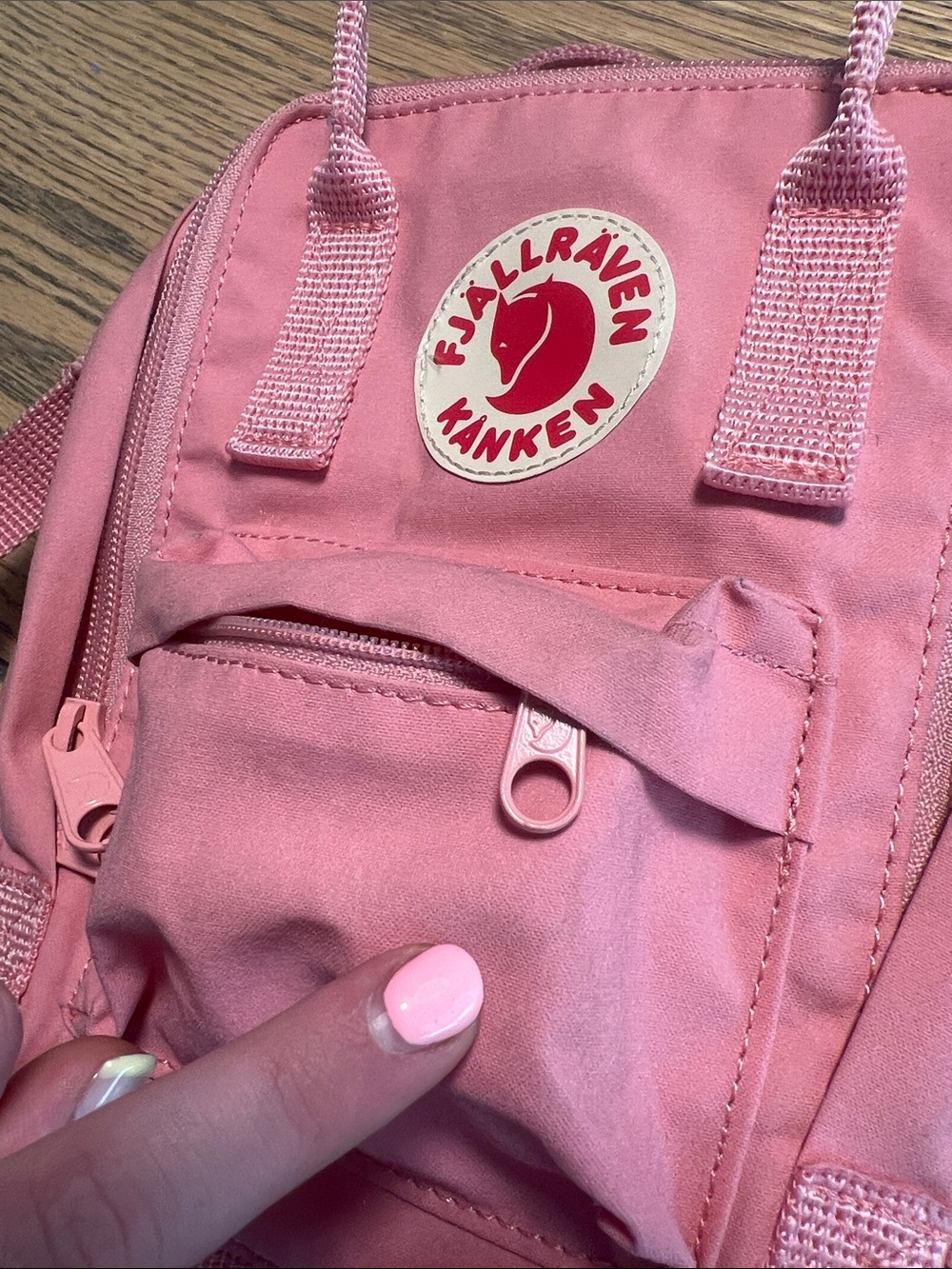 Kånken Mini Sling Bag - Dusty Pink - Picture 5 of 5
